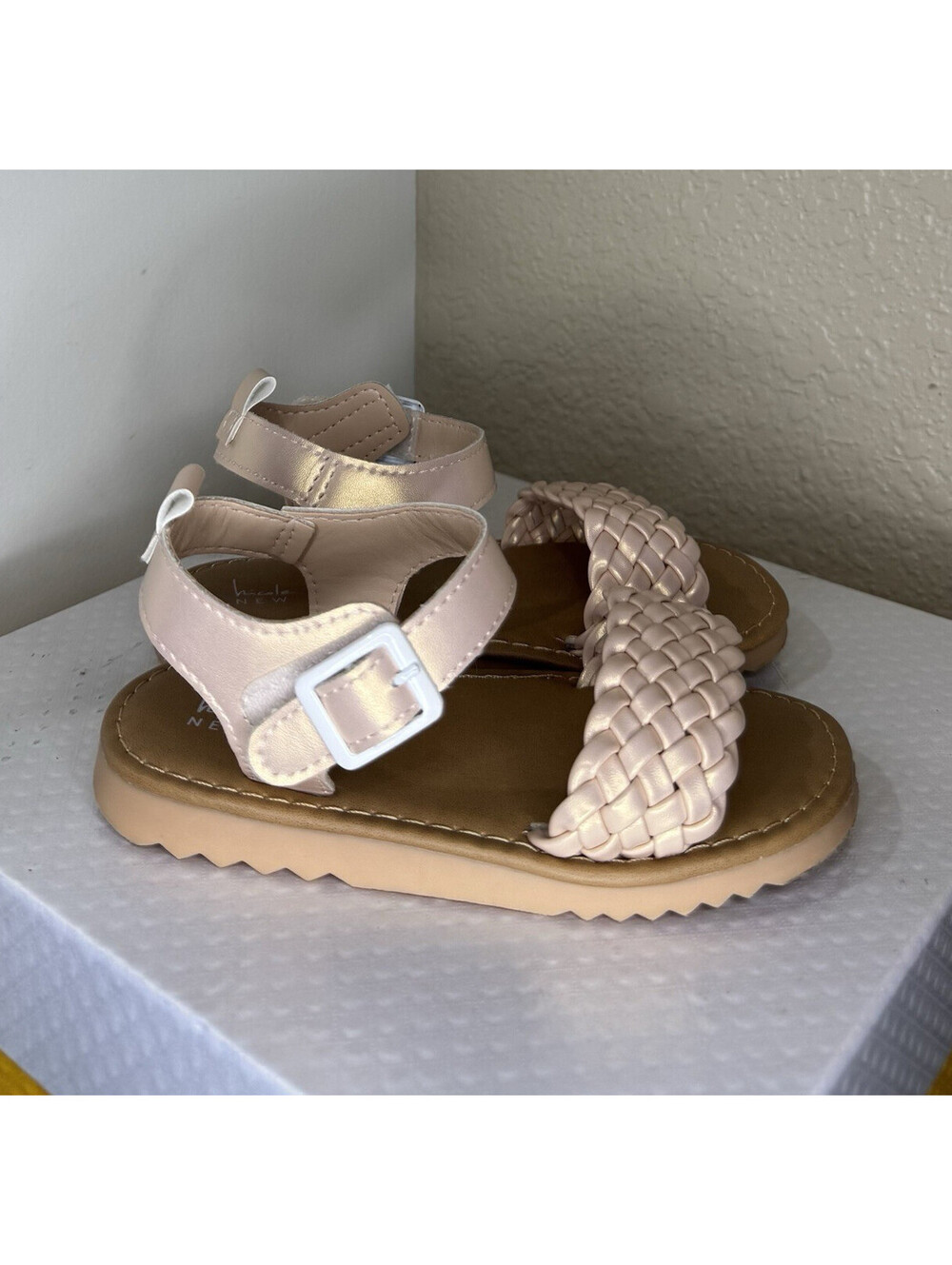 Nicole Miller New York Girls Braided Sandals Blush Pink Size 8 Summer Shoes